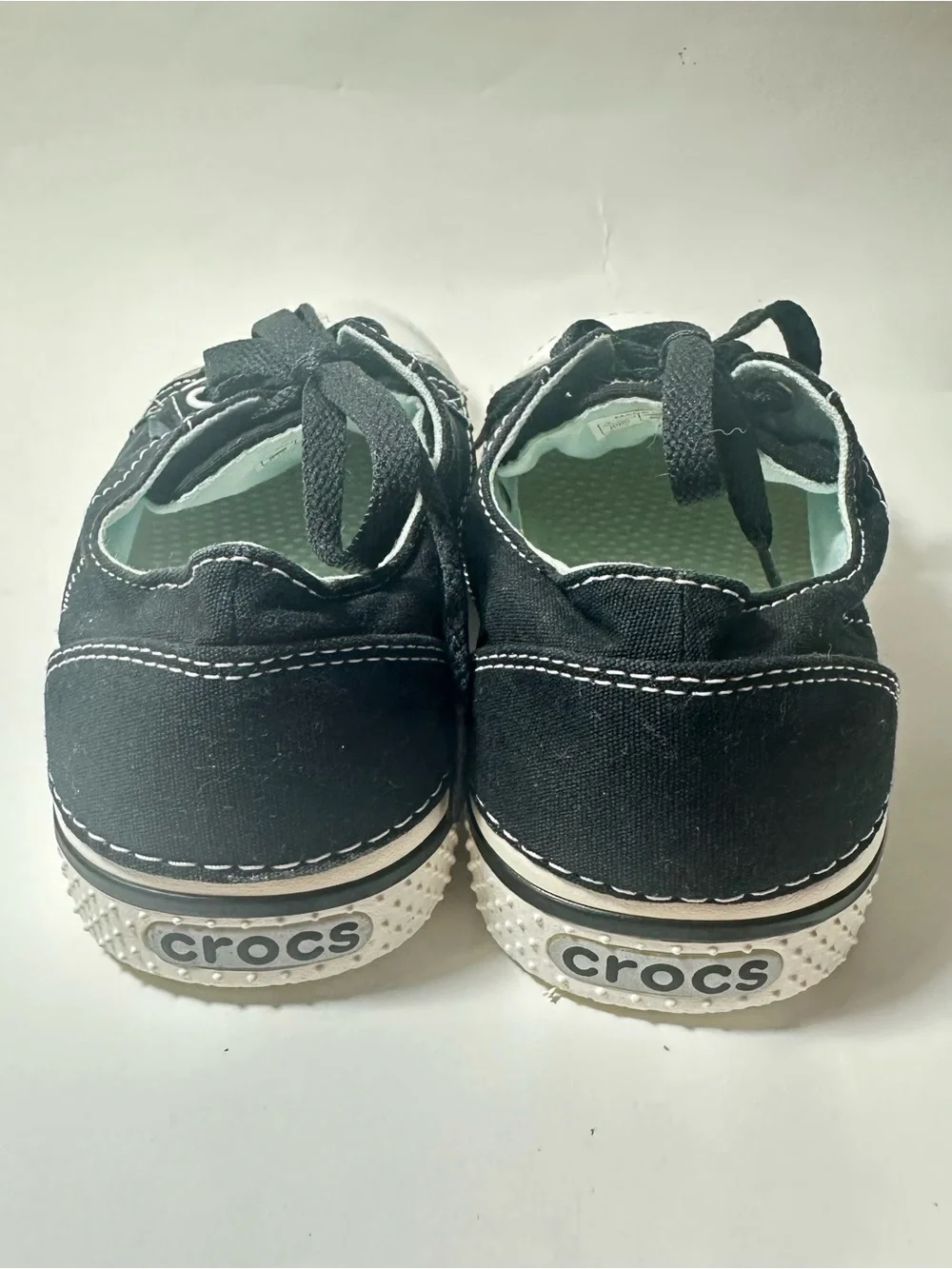 Crocs Hover Sneakers Black Canvas White Toecap Outsole J5 2013 Release 14797
